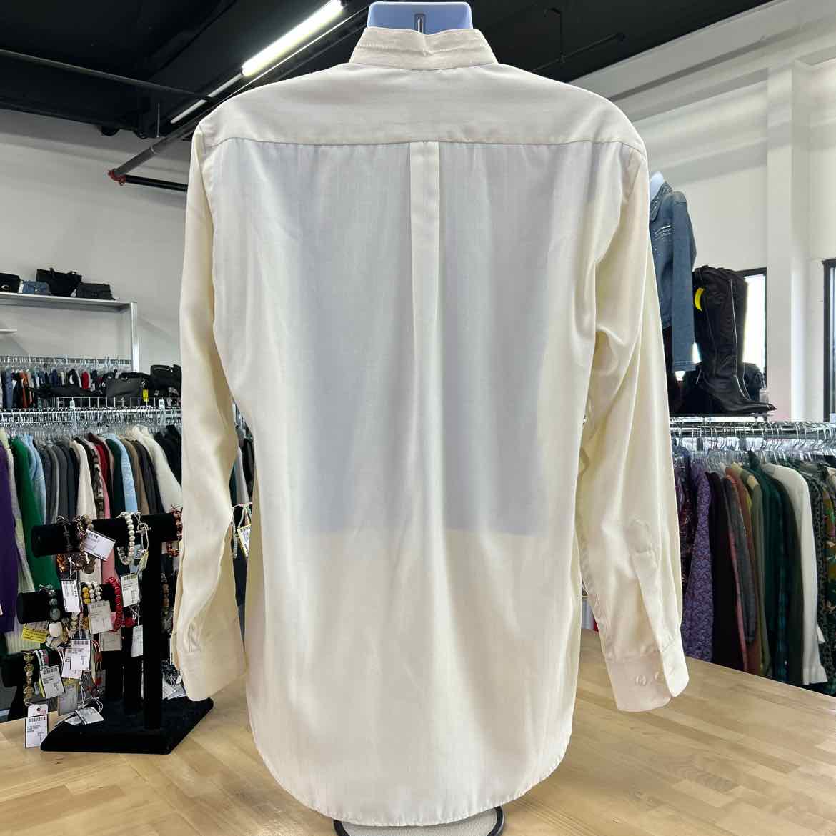 Infiniti Size L Yellow MENS Button Down Shirt