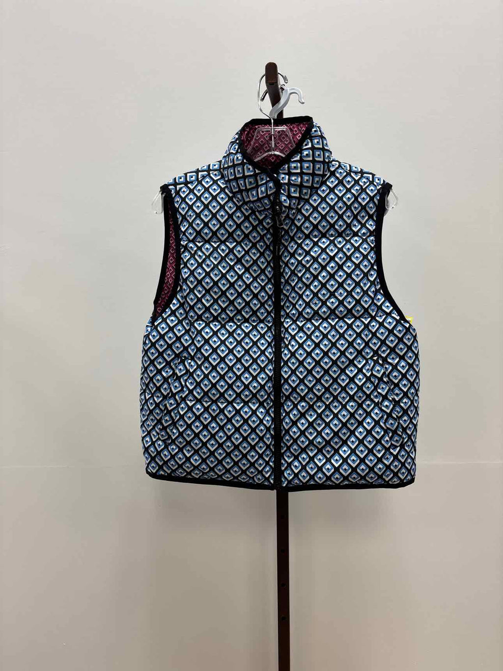Sketches Size M Multi Color Preloved Vest