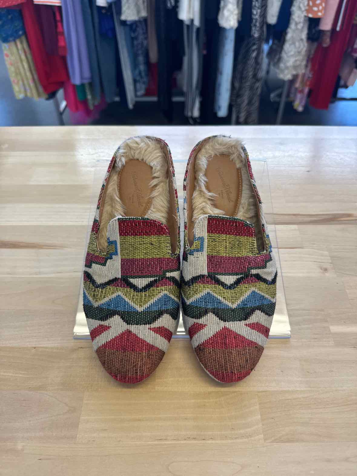 Universal Thread Shoe Size 6.5 Multi - Fall Flats