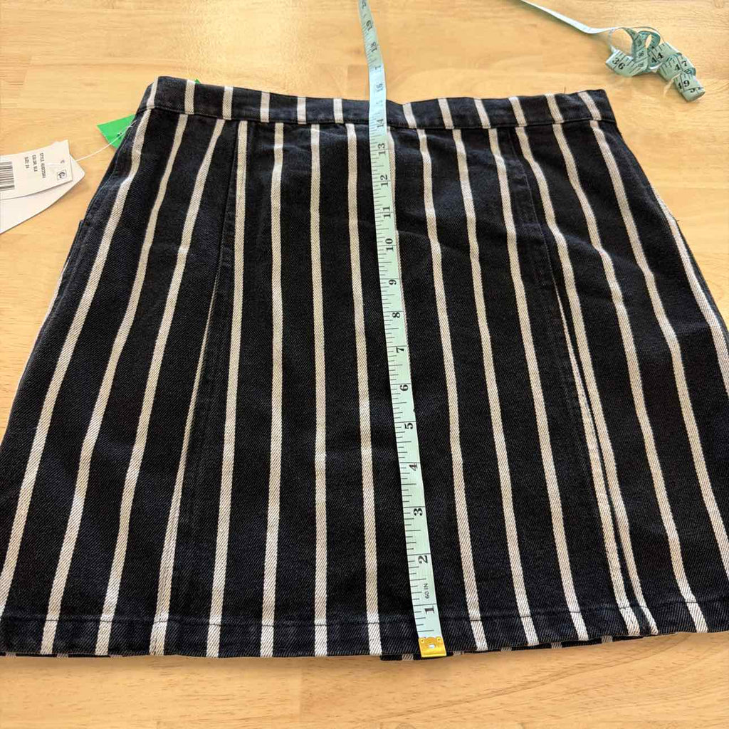 Hurley Size 24 Juniors' Sloan Button-Front Mini Skirt - Black
