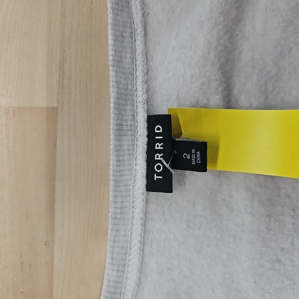 Torrid Size 2 Gray Sweater