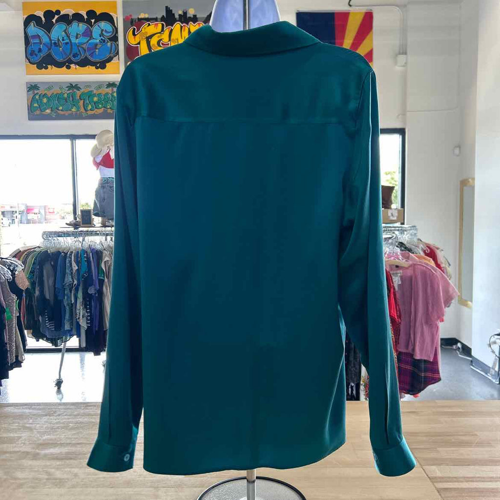 Slipintosoft Size L Blue Mulberry Silk Preloved Button Down LS