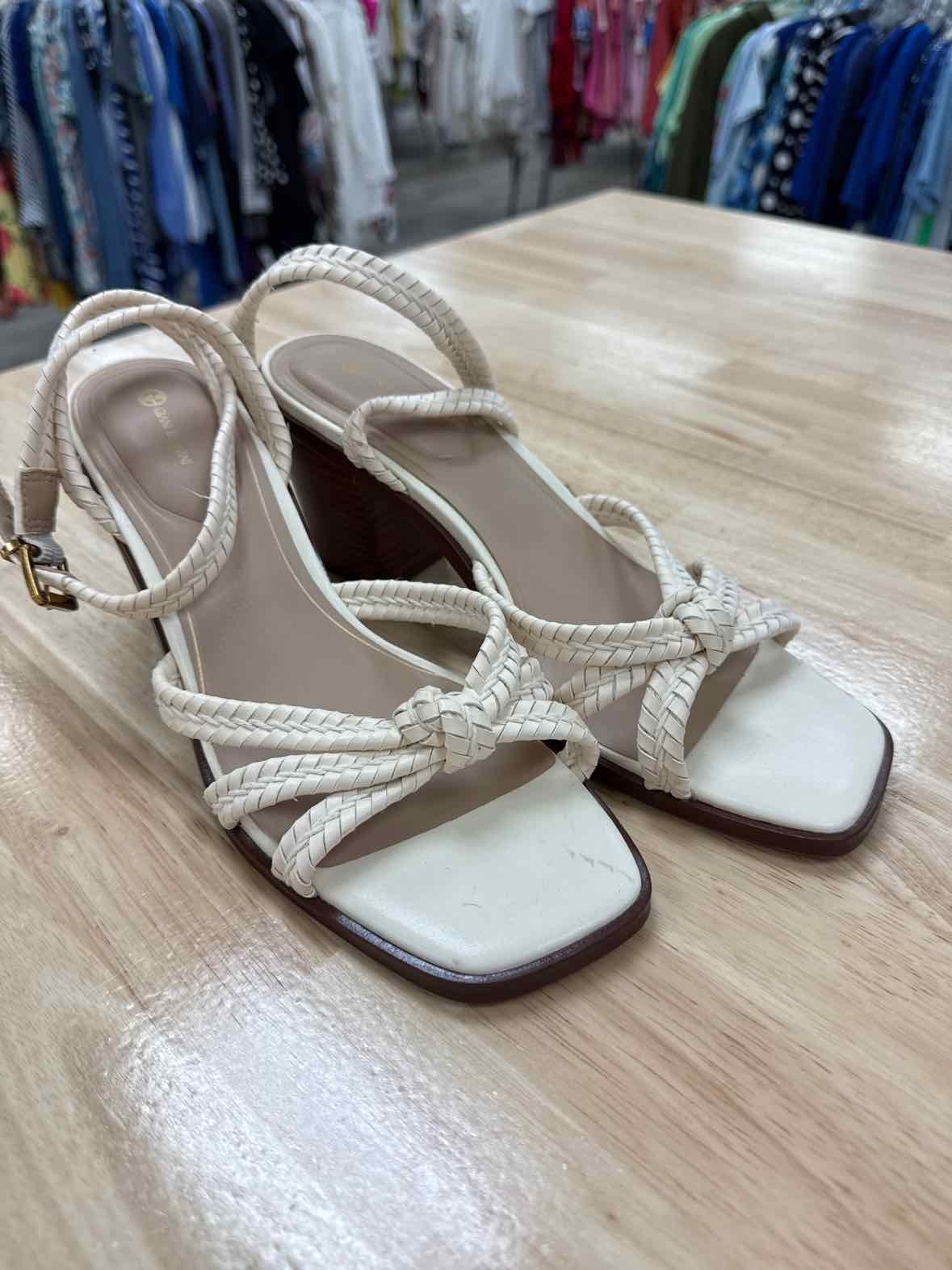 Giani Bernini Size 9 Renaee Block Heel Woven Strappy Dress Sandals -Cream