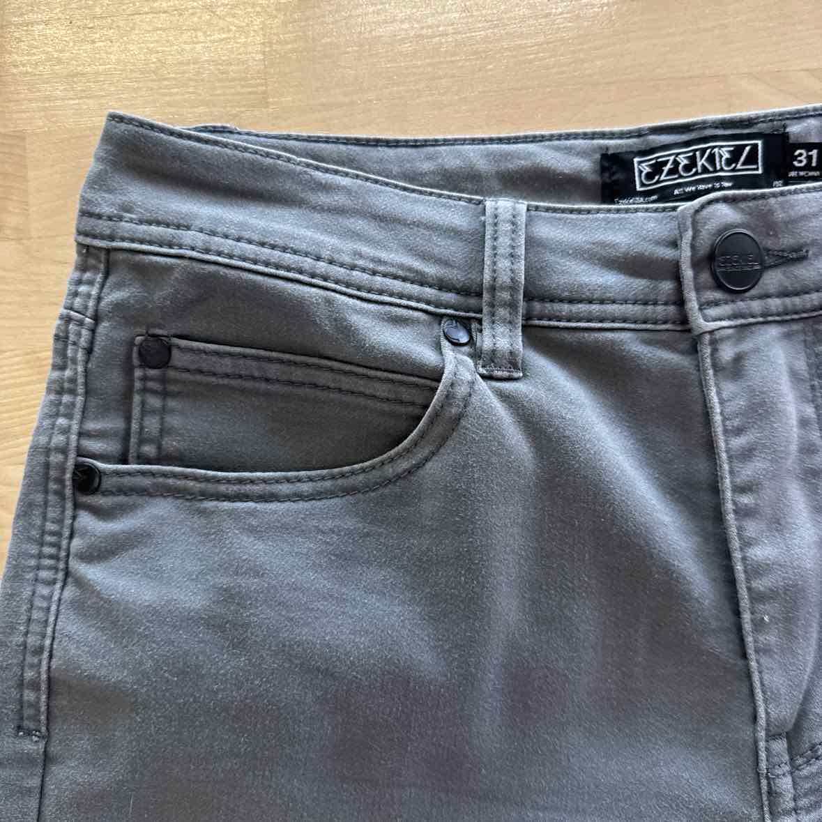Ezekiel Men's Size 31 Gray MENS Shorts