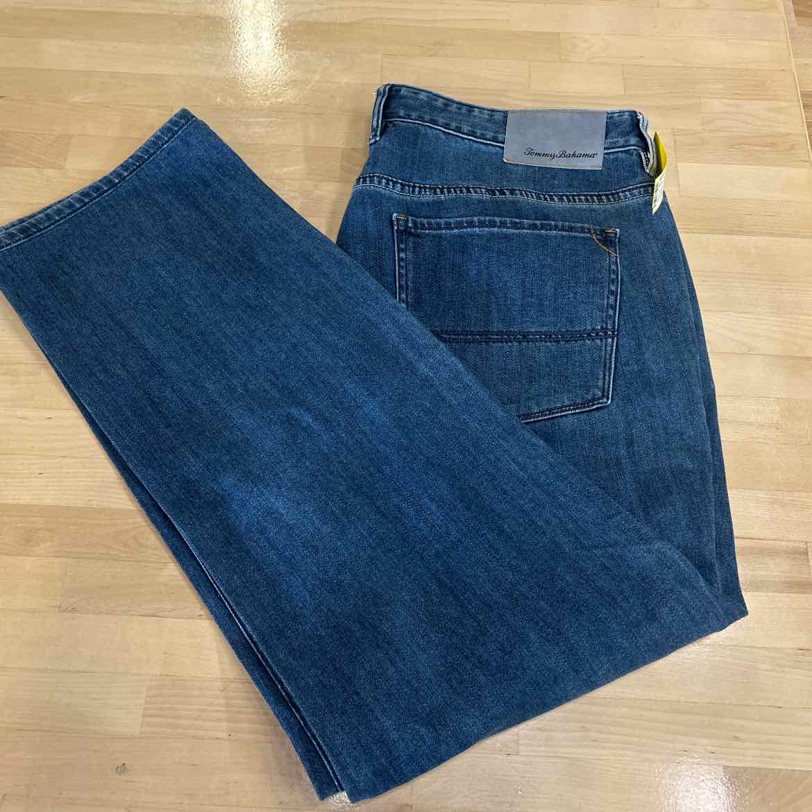 Tommy Bahama Size 38x32 Blue MENS Jeans
