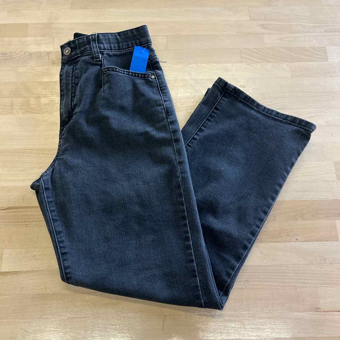 J Vim Size 28 Black & Green prints Denim Preloved Jeans