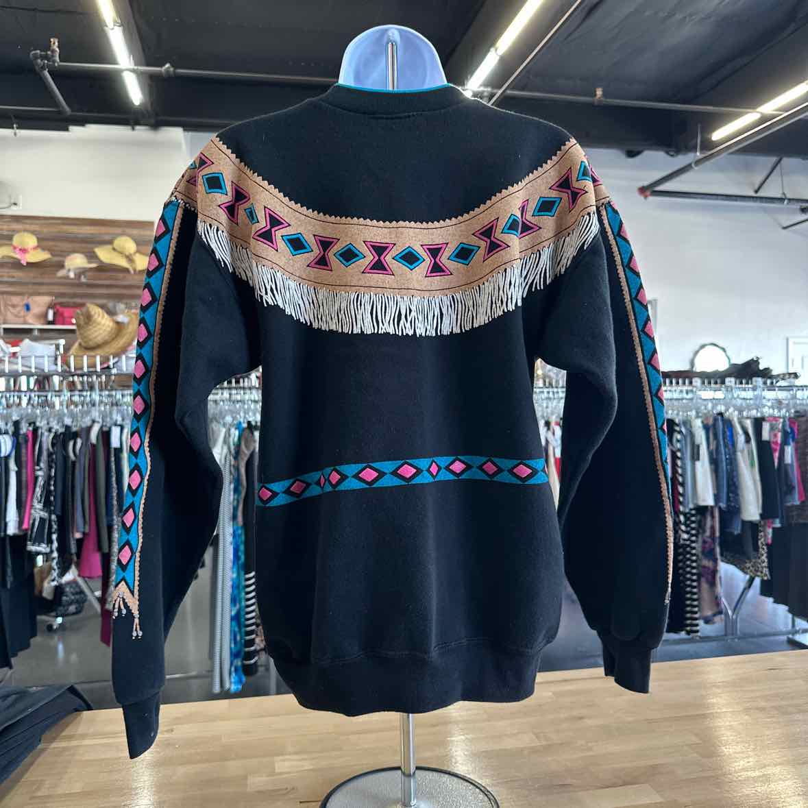 AU Sportswear Size S Black Sweatshirt