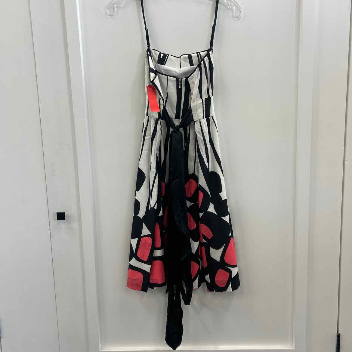 Claude Brown Size 8 White Black Pink Preloved Dress