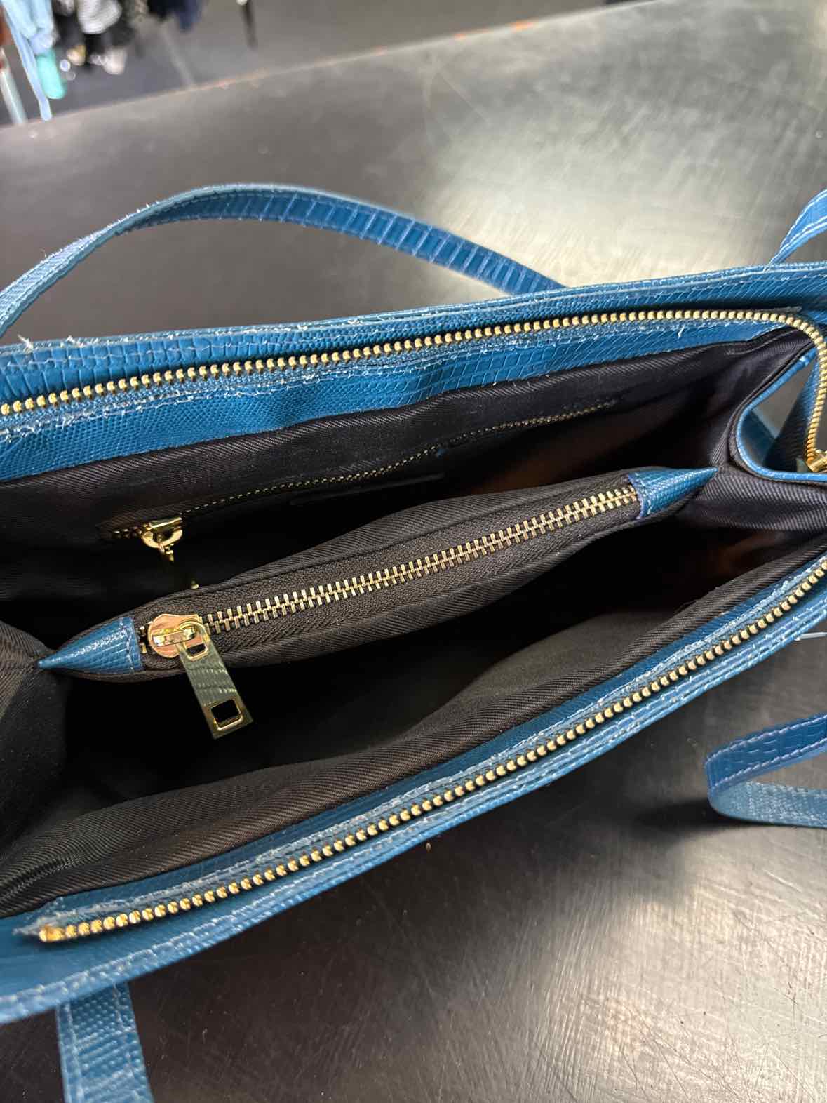 Divina Firenze Blue Shoulder Leather Handbag