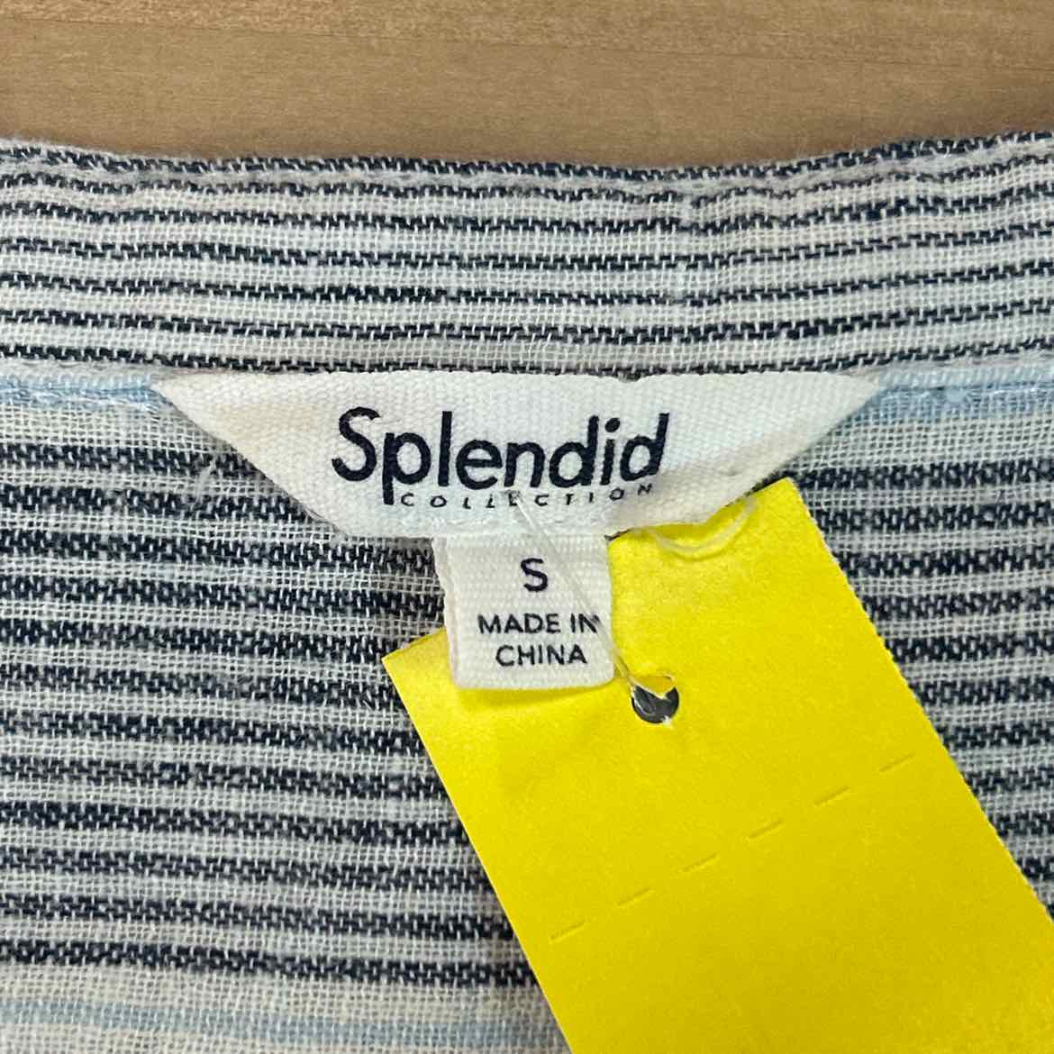 Splendid Size S White Blue Preloved Button Down LS