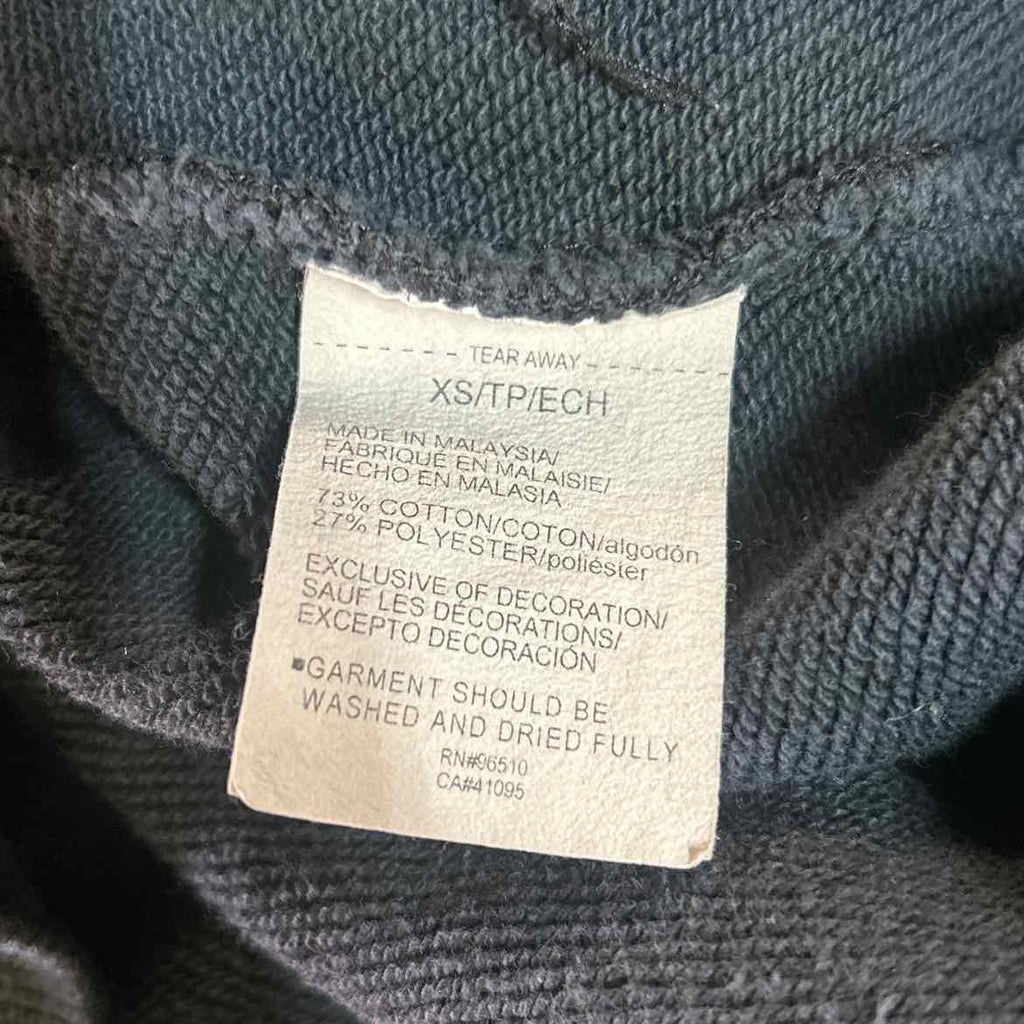 Under Armour Size XS Black Preloved Sweater