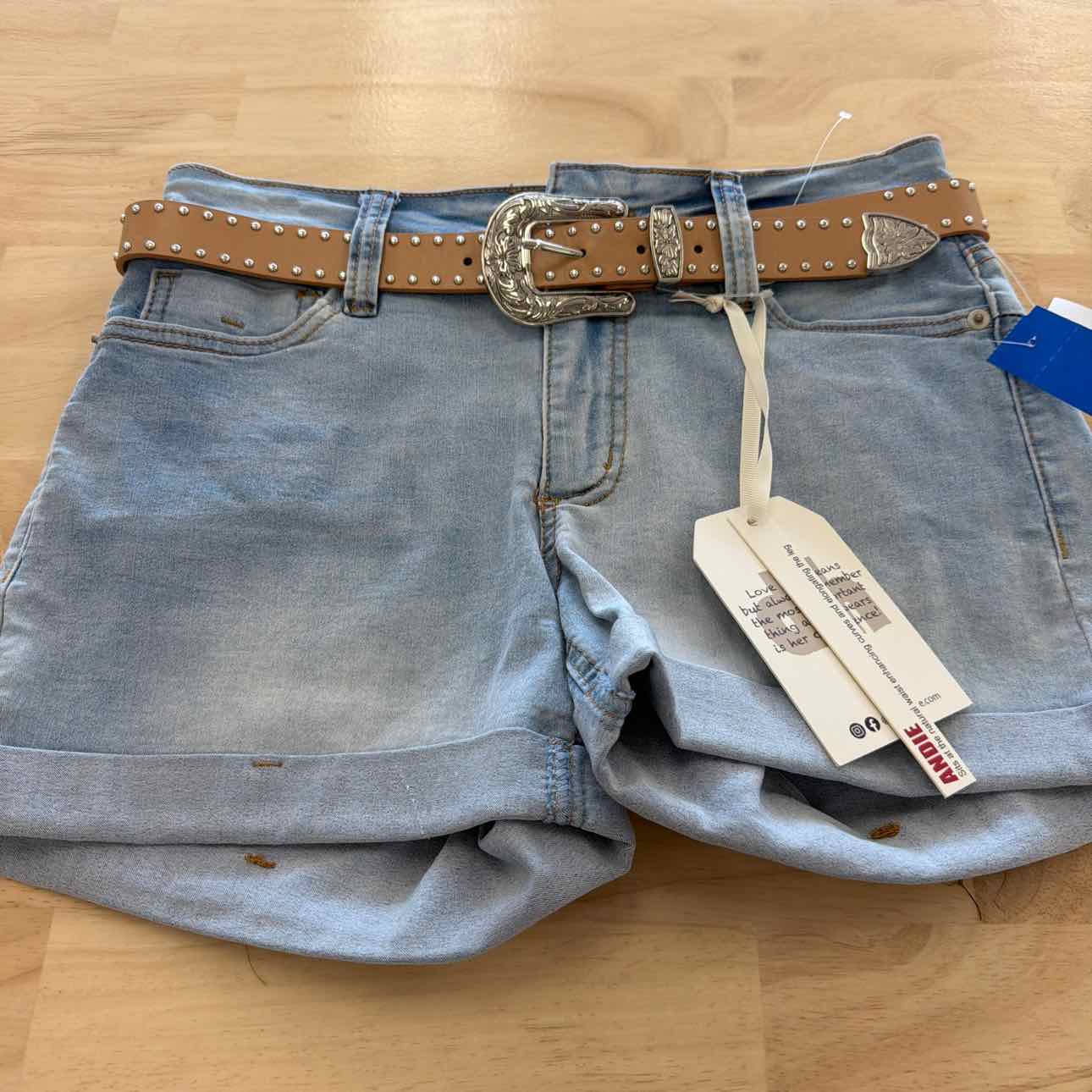 dollhouse Women Size 25 Blue New Shorts