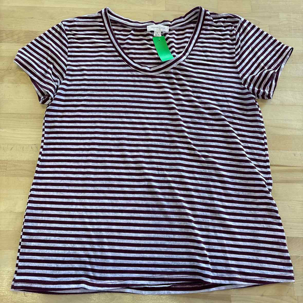 Treasure Bond Size M Red White Preloved T-Shirt SS