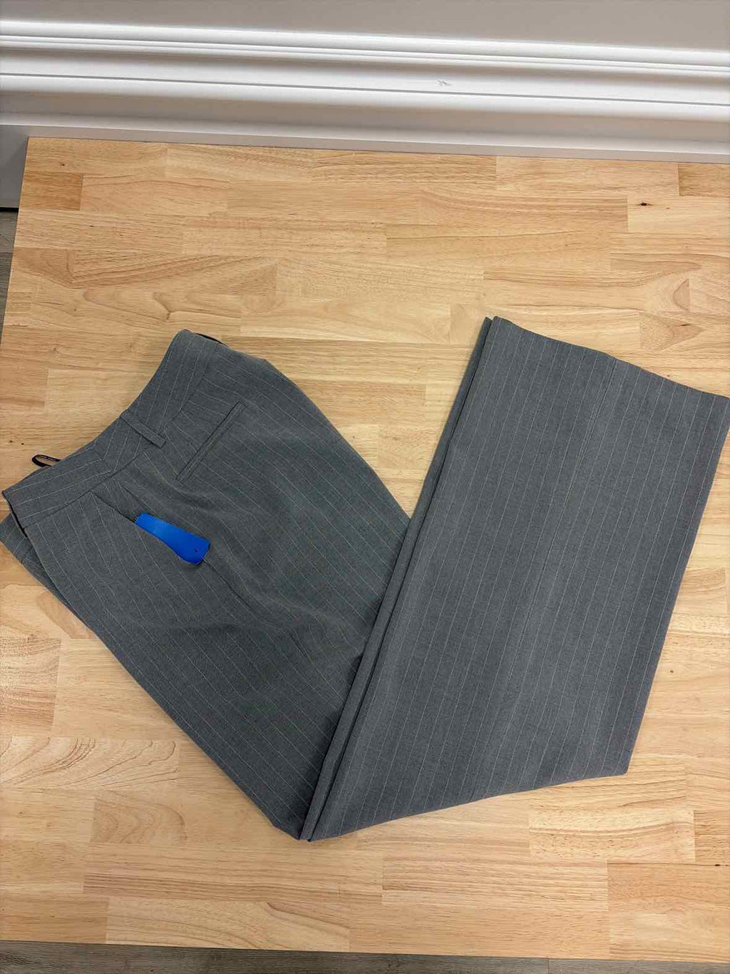 Calvin Klein Size 10 Gray Preloved Pants