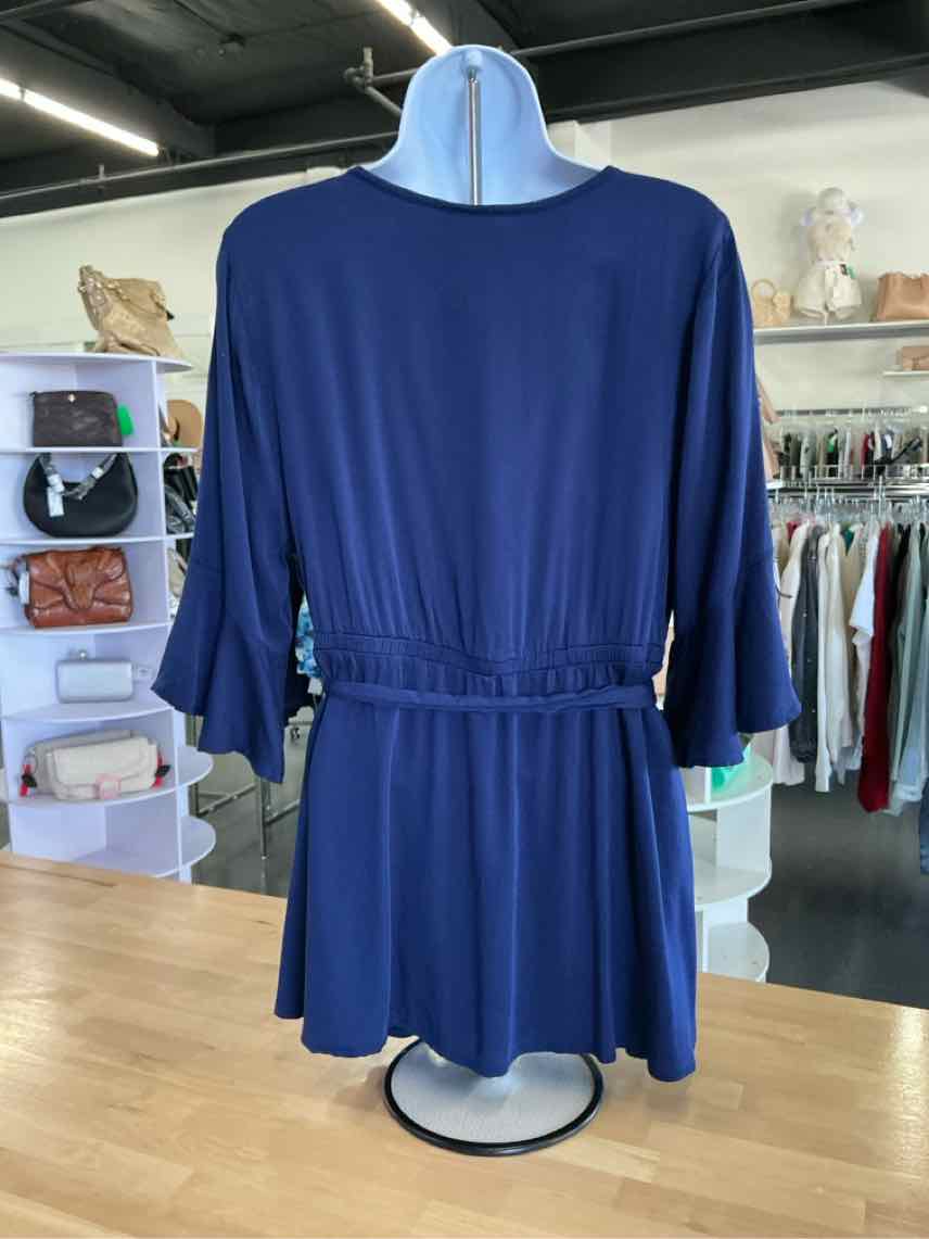 Torrid Size L Navy Preloved Blouse SS