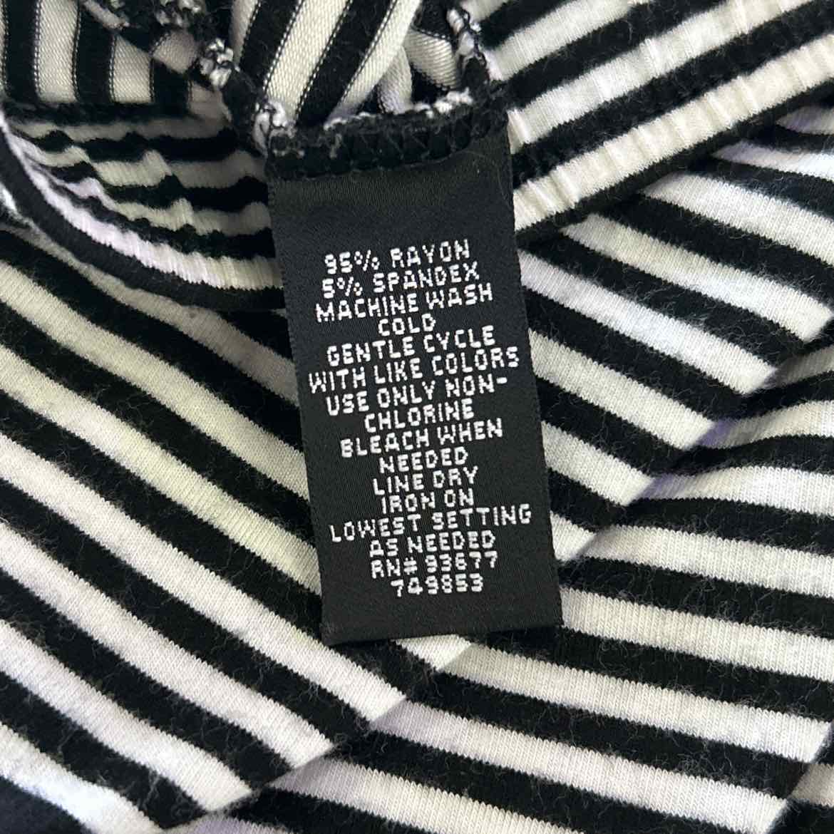 Nicole Miller Size M Black White Preloved Skirt