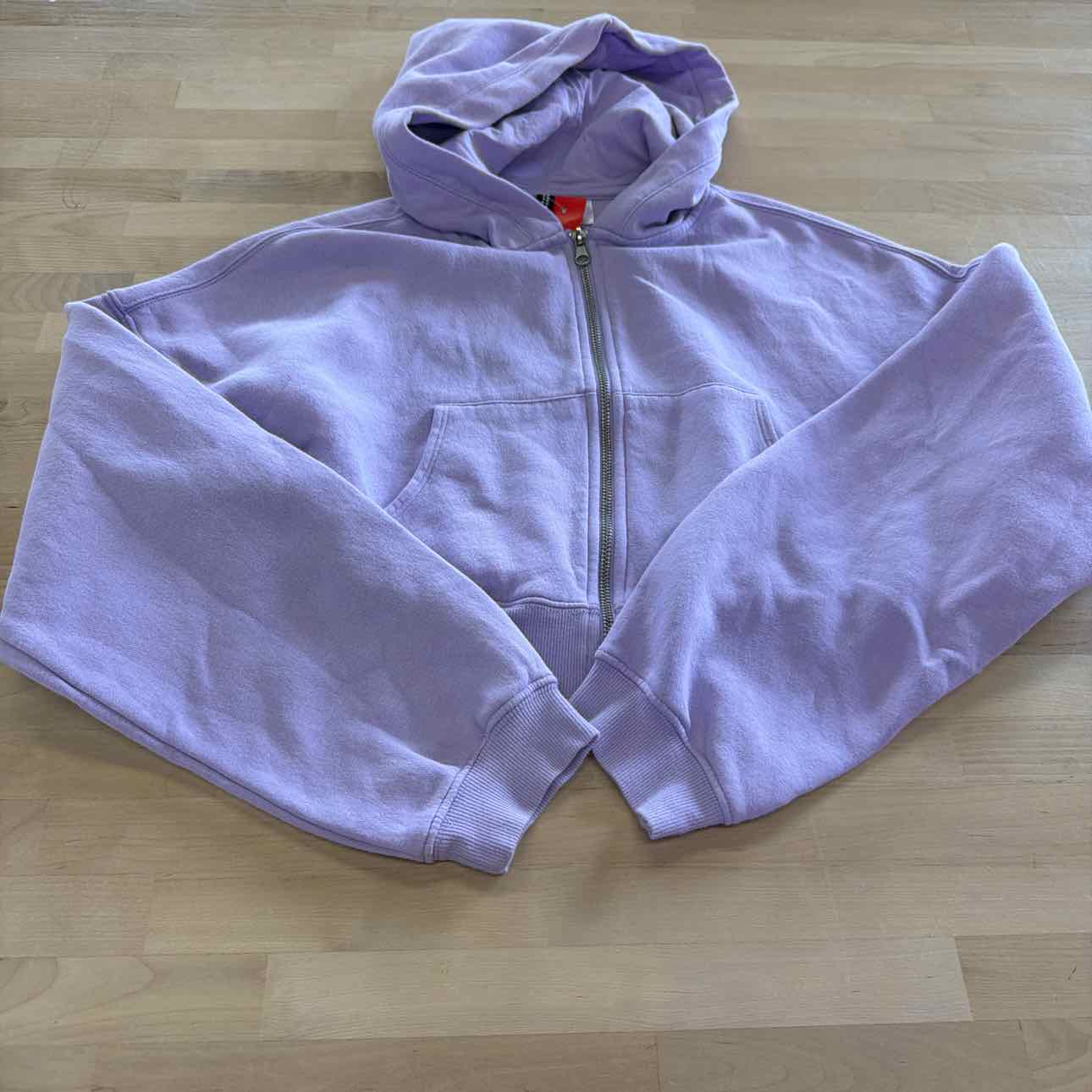 Divided Size M Lavender Preloved Sweater