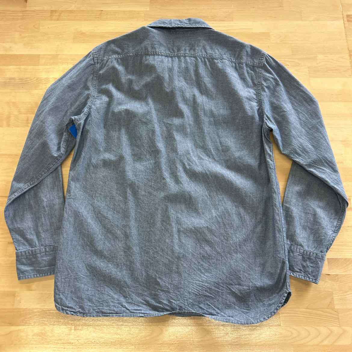 Levi's Size M Blue Button Down Shirt