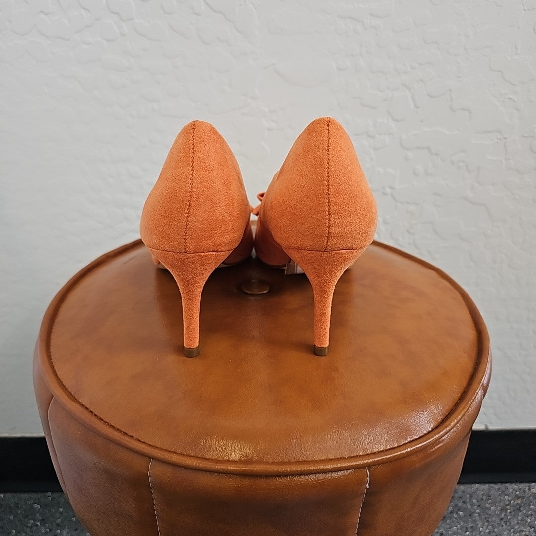 Journee Collection Shoe Size 6 Orange Heels