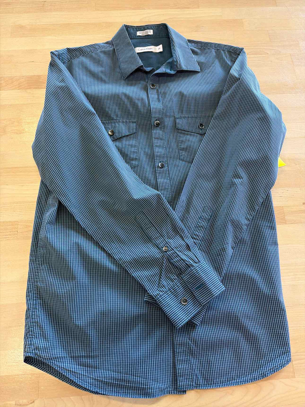 Calvin Klein Size S Blue MENS Button Down Shirt