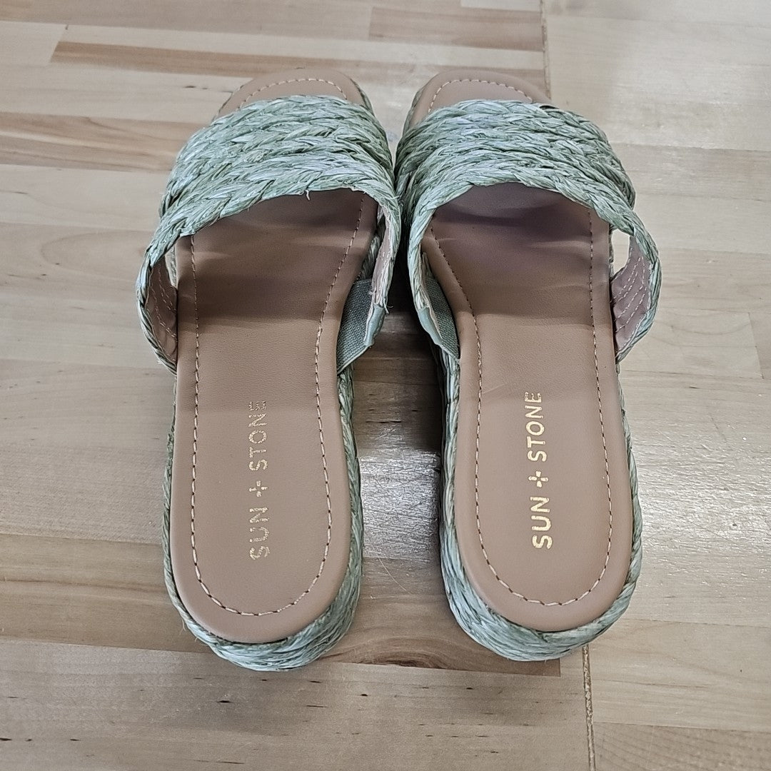 Sun Stone Size 9.5 Green Sandals