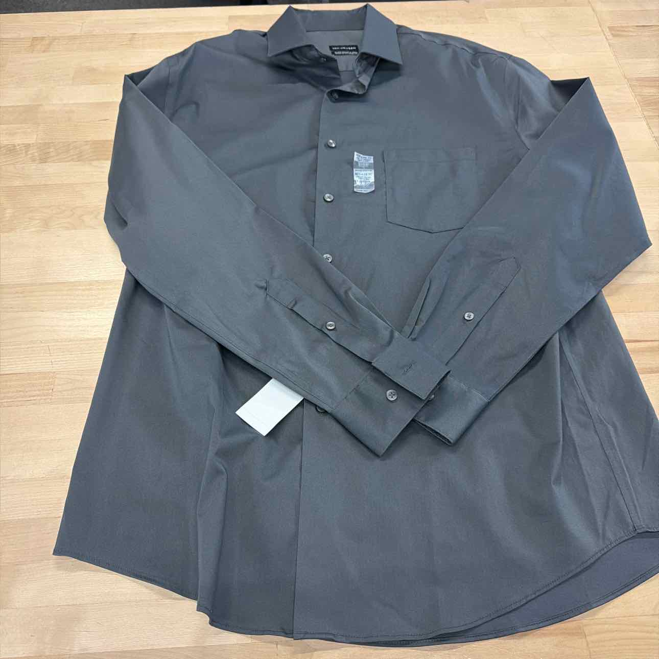 Van Heusen Men's Regular-Fit Ultraflex Dress Shirt