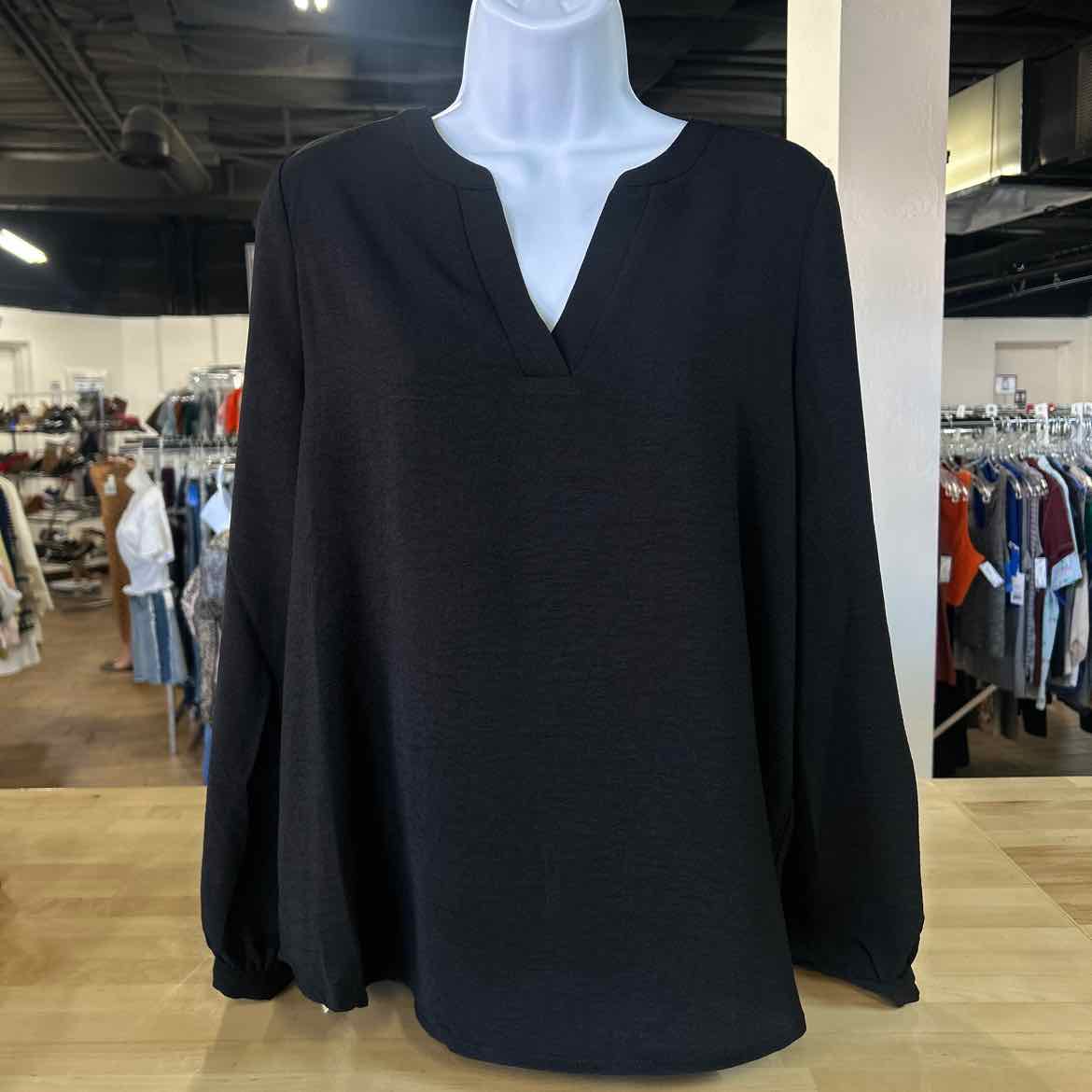 Adrianna Papell Size S Black Blouse LS