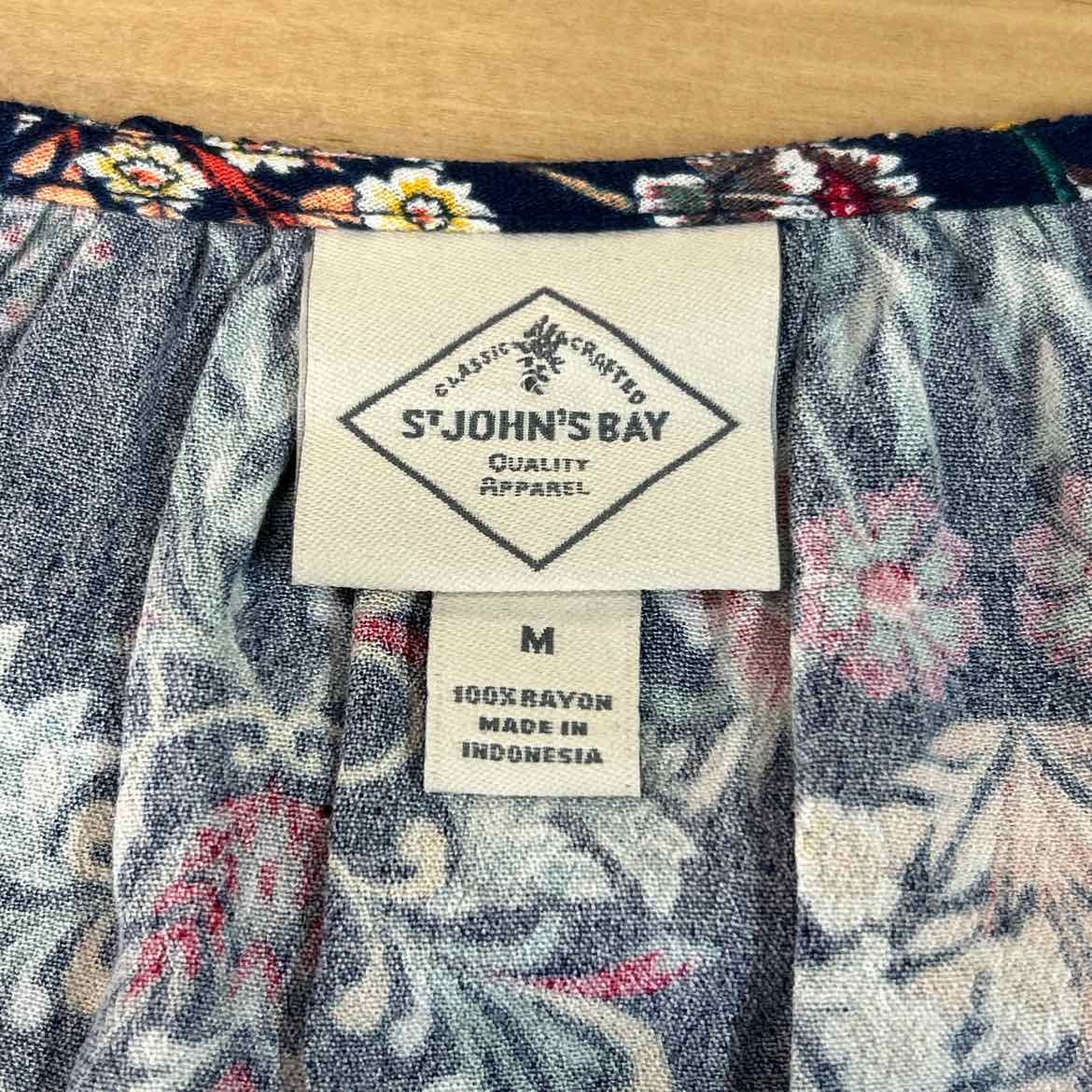 St John's Bay Size M Blue Preloved Blouse LS