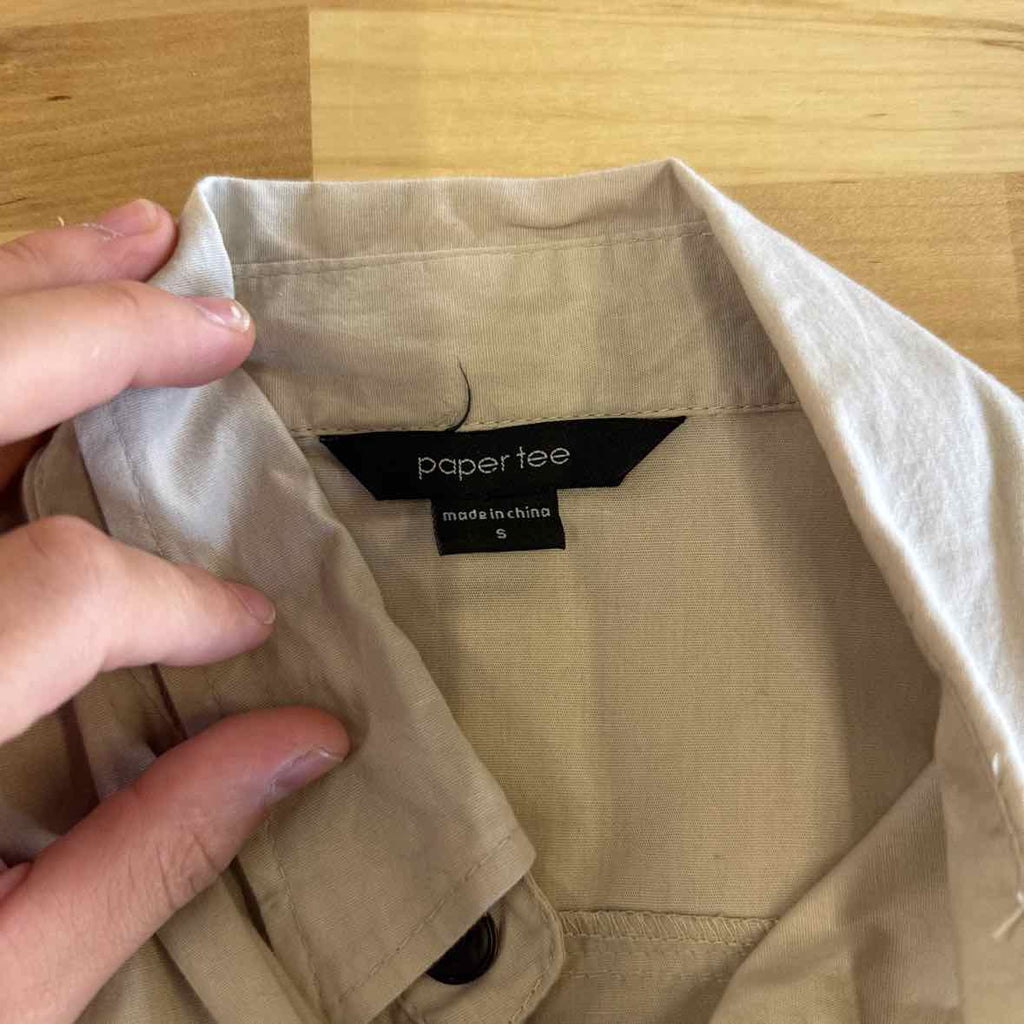 Super Tee Size S Tan Button Down Shirt