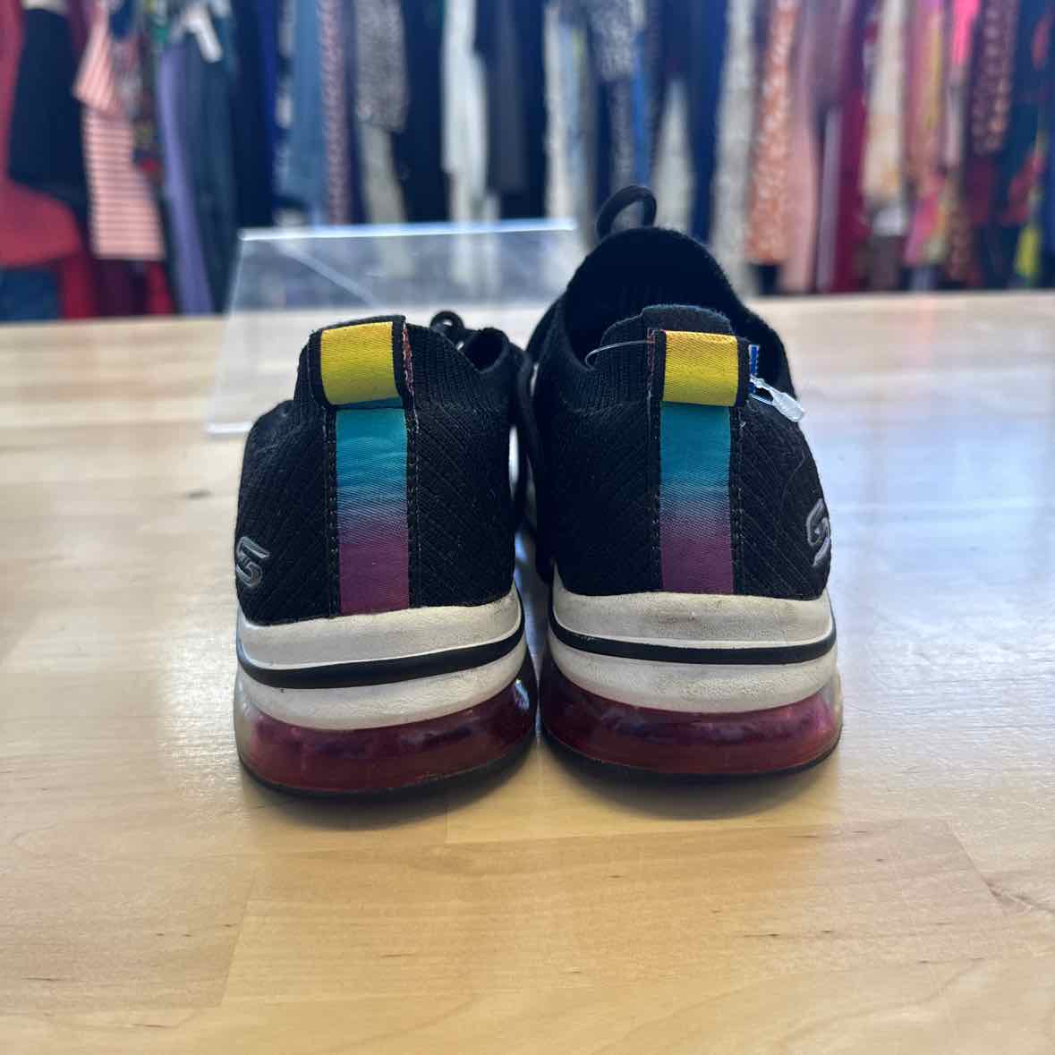 Skechers Shoe Size 6 Black Sneakers