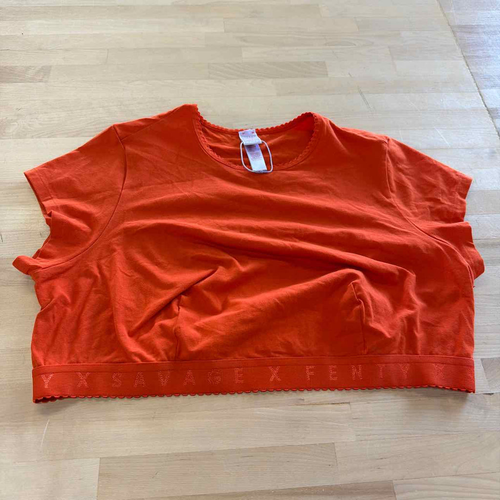 Fendi Size 3X Orange Preloved T-shirt