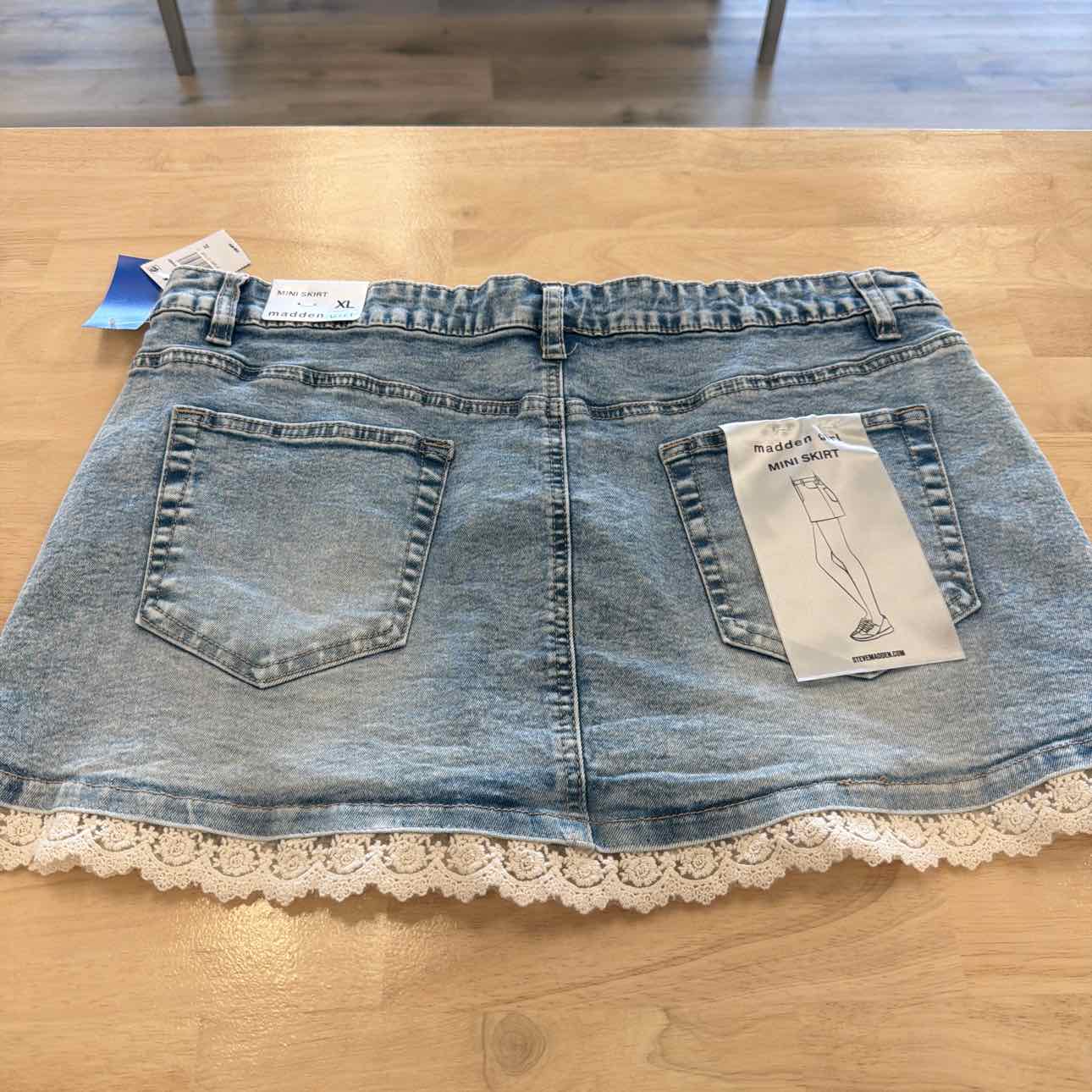 Madden Girl Size XL Blue New Skirt