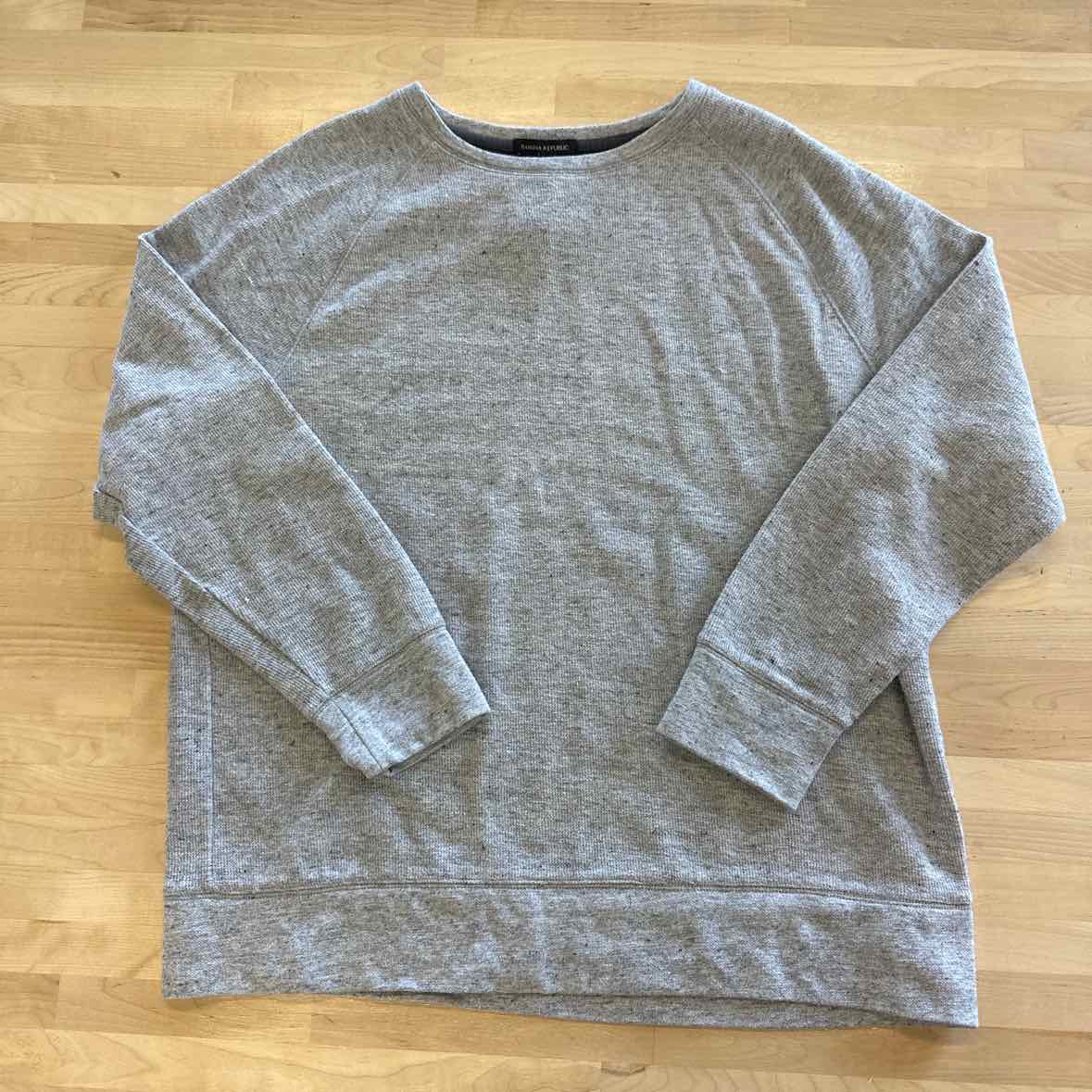 Banana Republic Size XL Gray Sweater