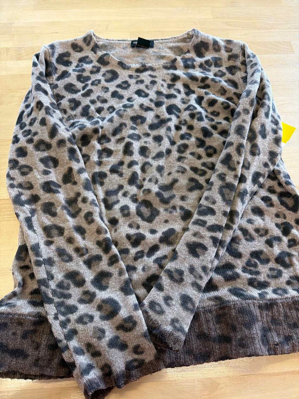 Philosophy Size L Brown Sweater