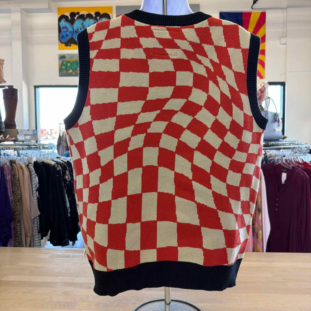 VSTR Size L Orange Preloved MENS Vest
