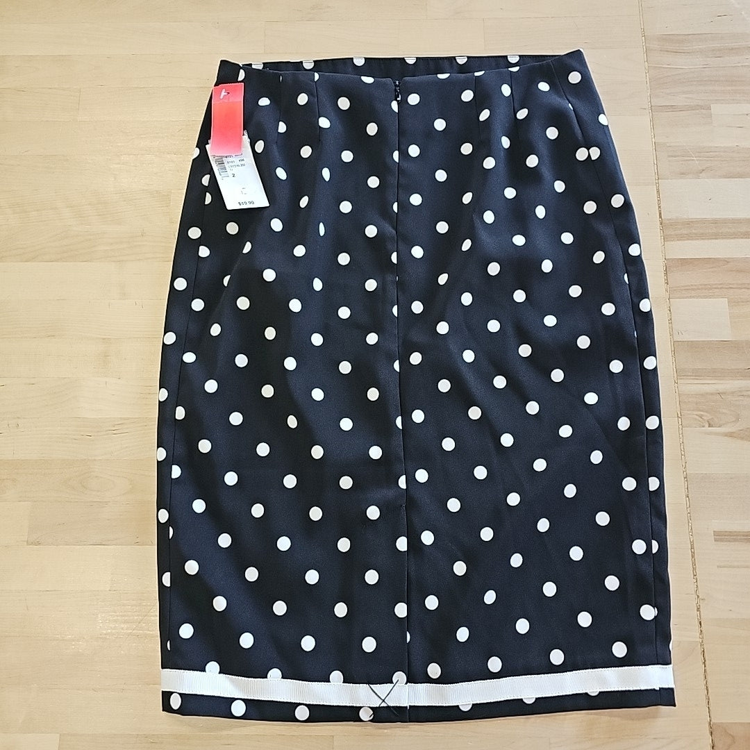 Cleo Size 2 Black New Skirt