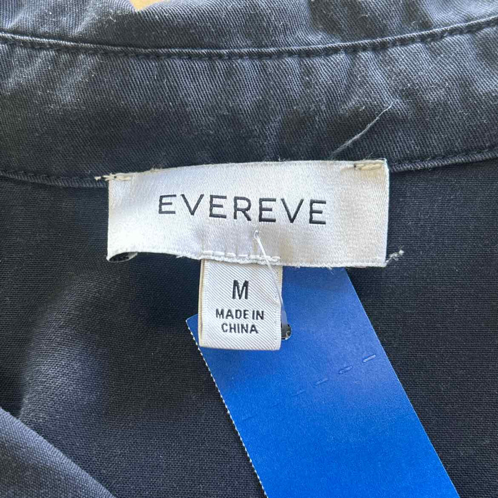 Evereve Size M Slate Blue Preloved Button Down SS