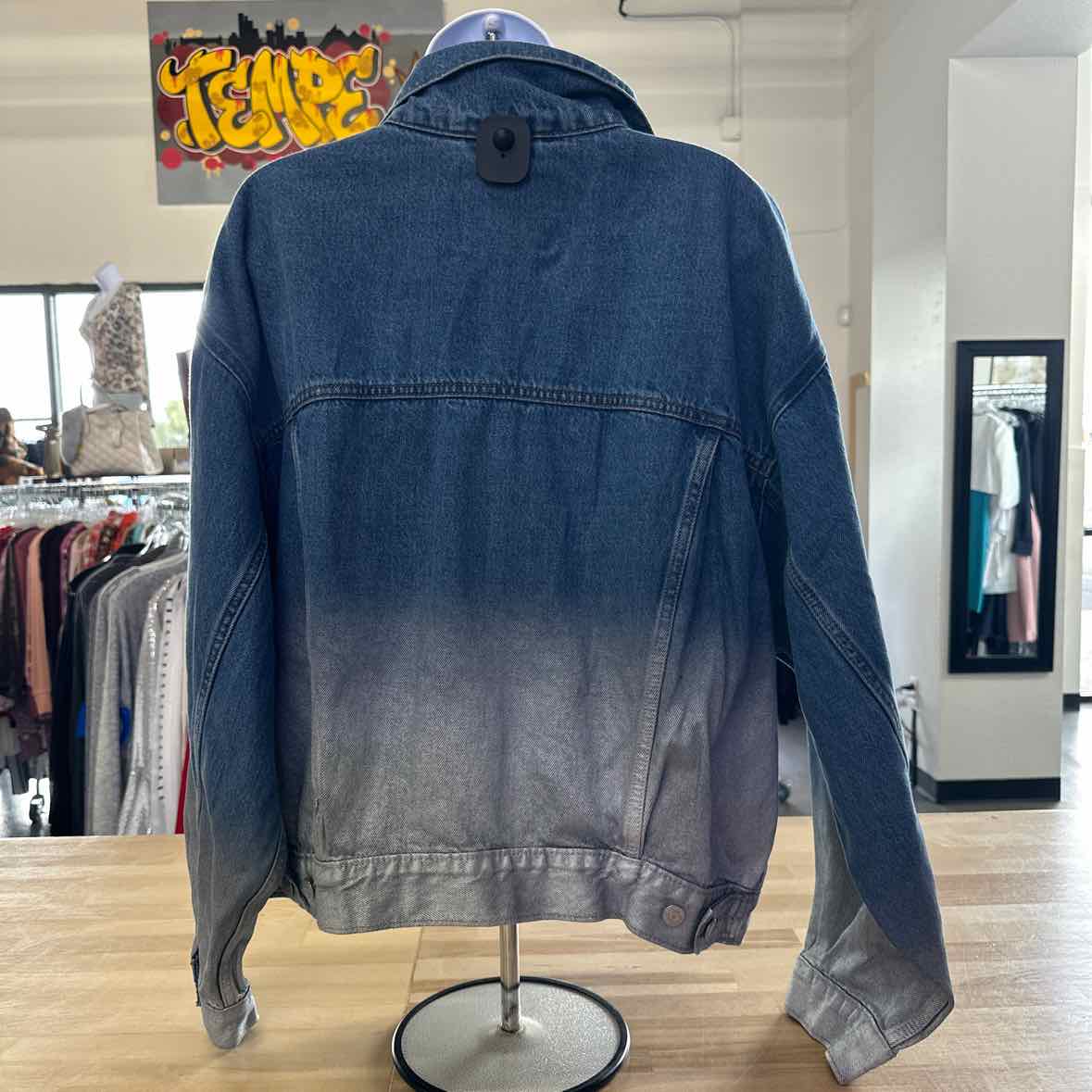 Levi's Size XL blue & silver  90s Cotton Trucker Jacket - My Moment