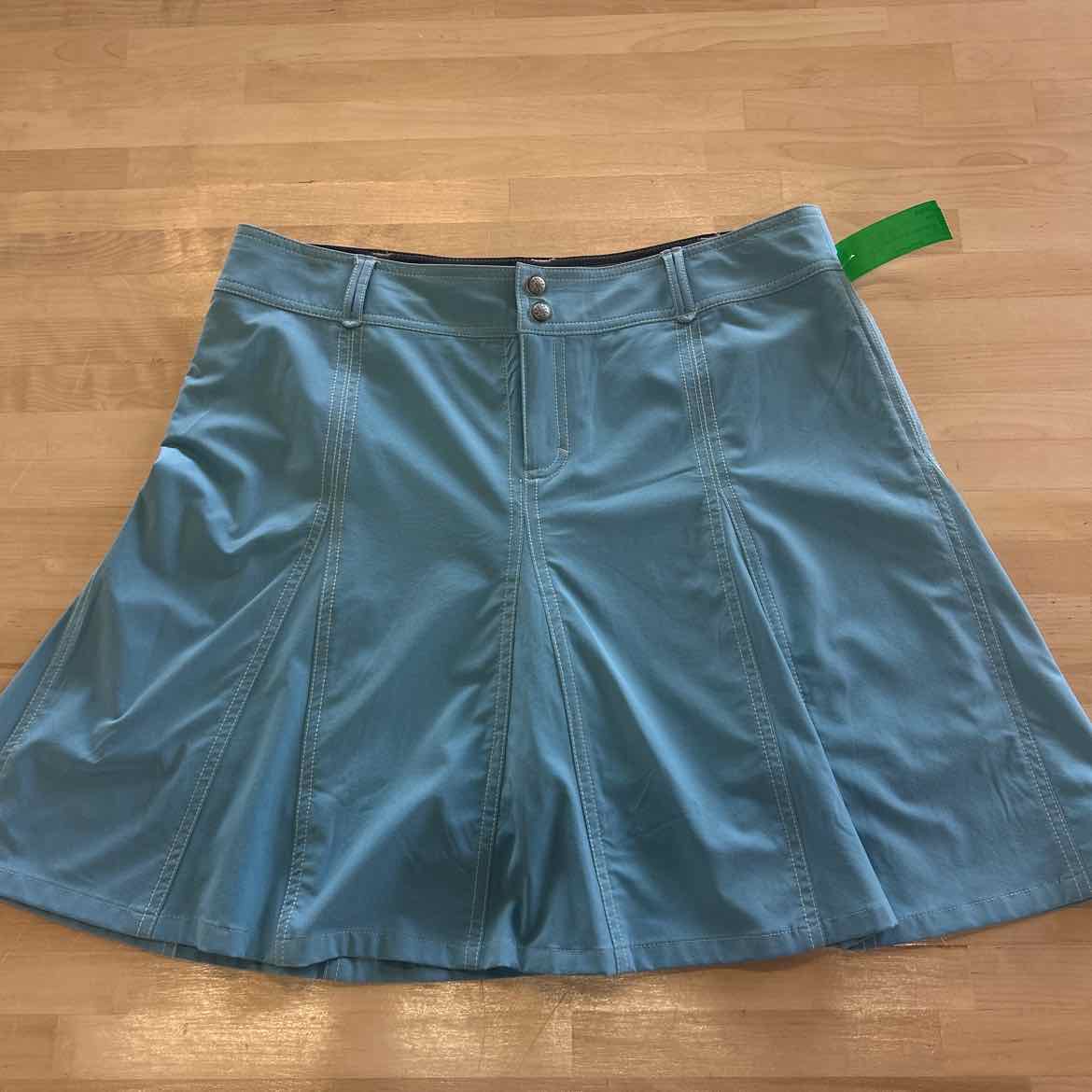 Athleta Women Size 14 Blue Preloved Skorts