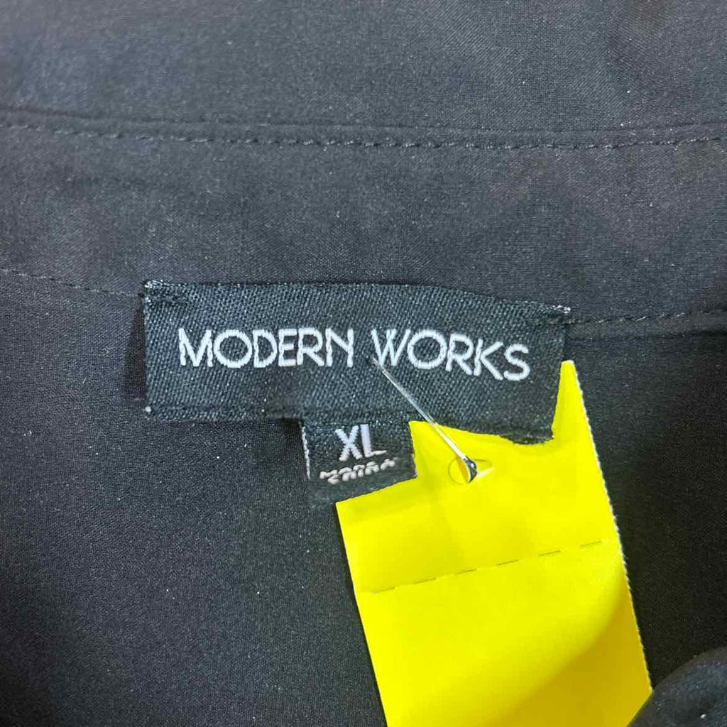 Modern Works Size XL Black Preloved Button Down LS