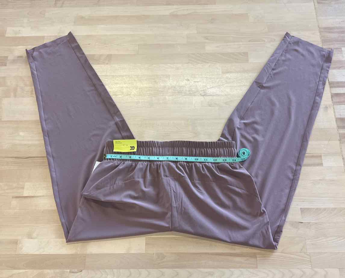 All In  motion Size S Tan Athletic Pants