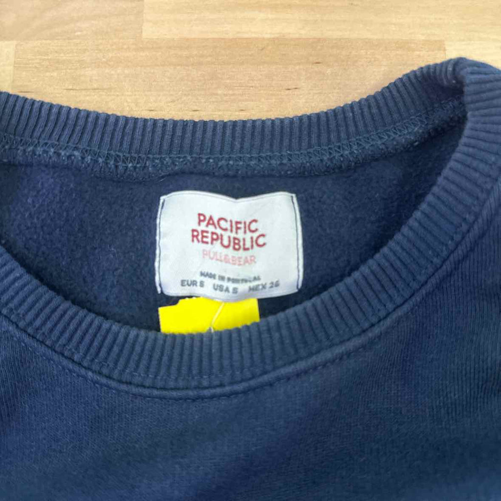 Pacific Republic Size S Navy Sweater