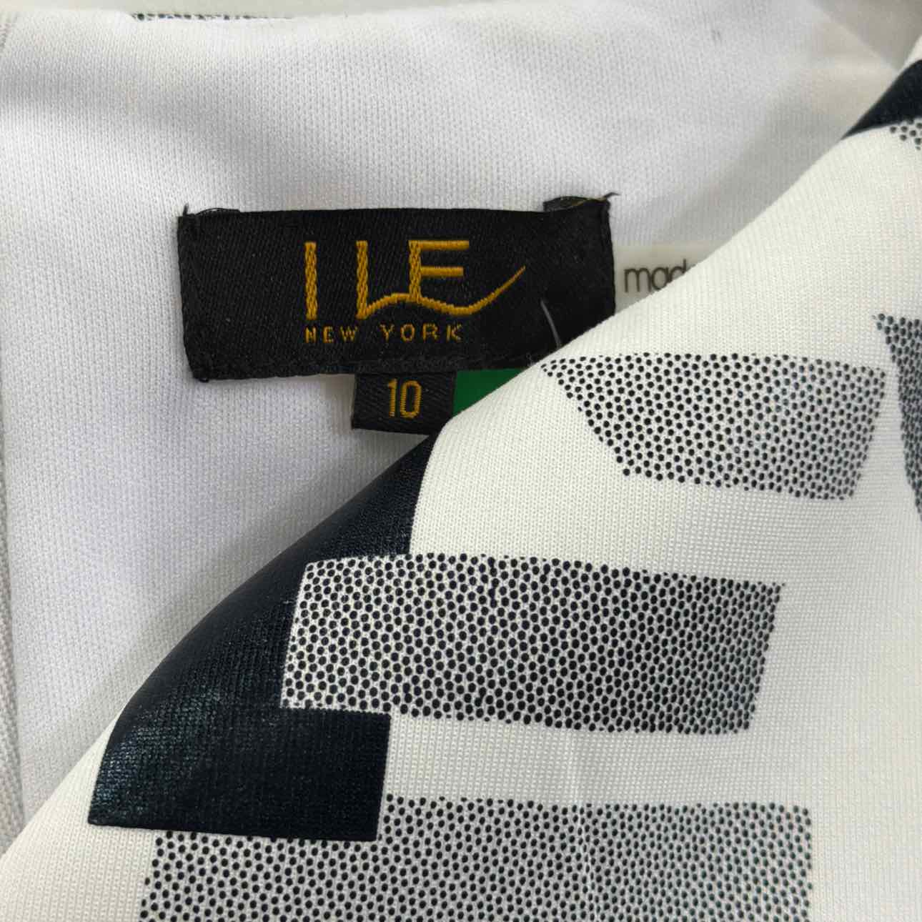 ILE Size 10 Black/White Preloved Dress