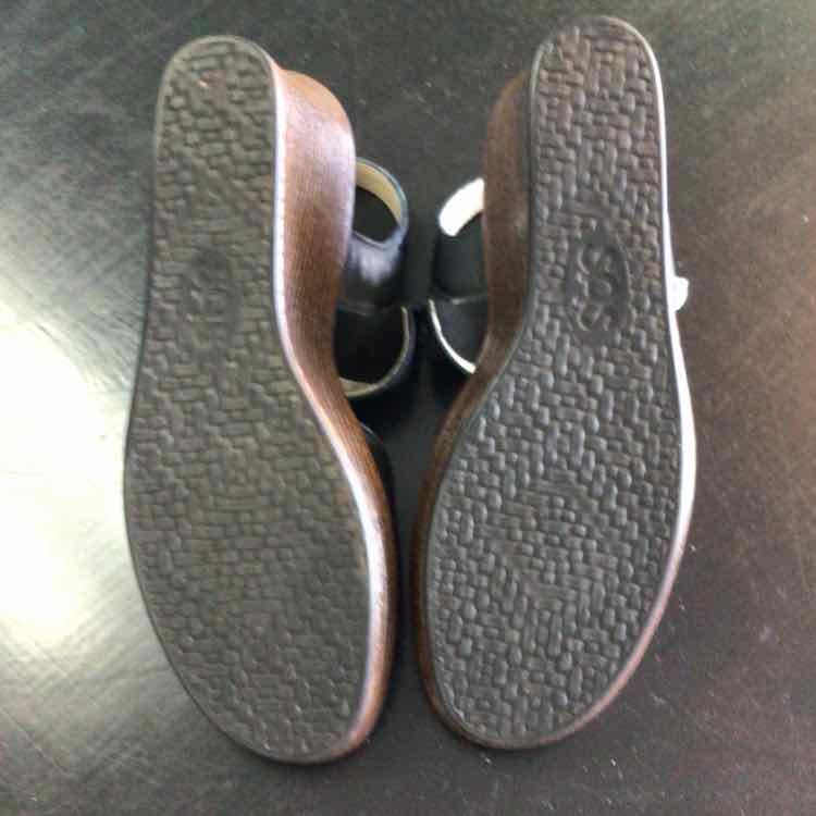 SAS Size 8 Black Wedges