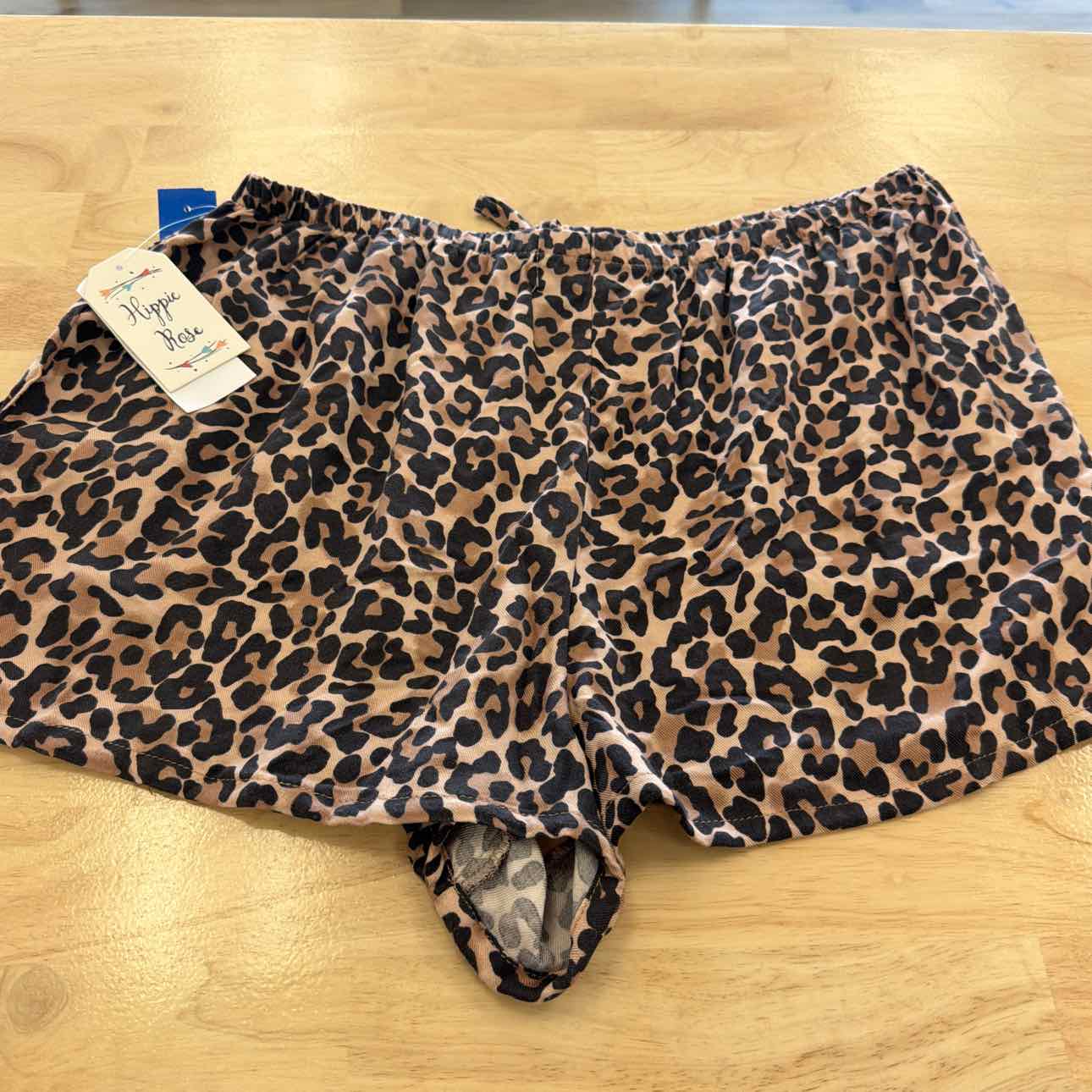 hippie rose Women Size XL Brown New Shorts  Leopard Pull-on Drawstring Shorts