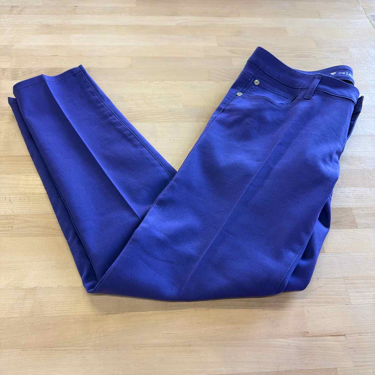 Celebrity pink Size 11 Purple Preloved Jeans