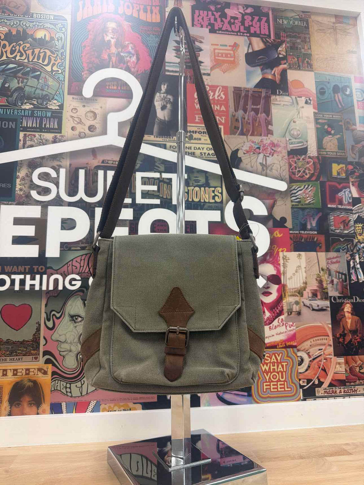 Da Van Olive Purse