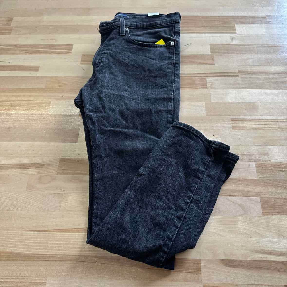 Calvin Klein Size 32x30 Black MENS Jeans