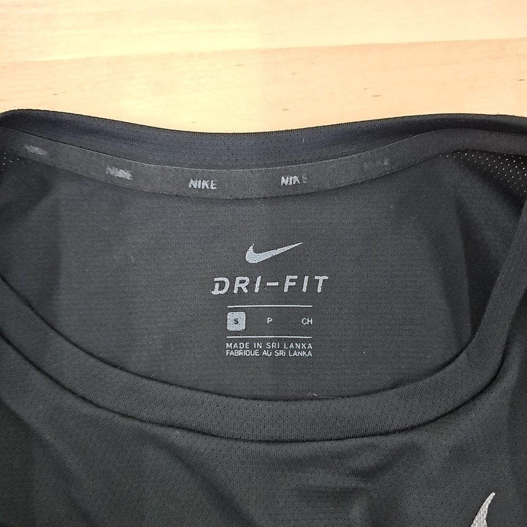 Nike Men's Size S Black MENS T-shirt