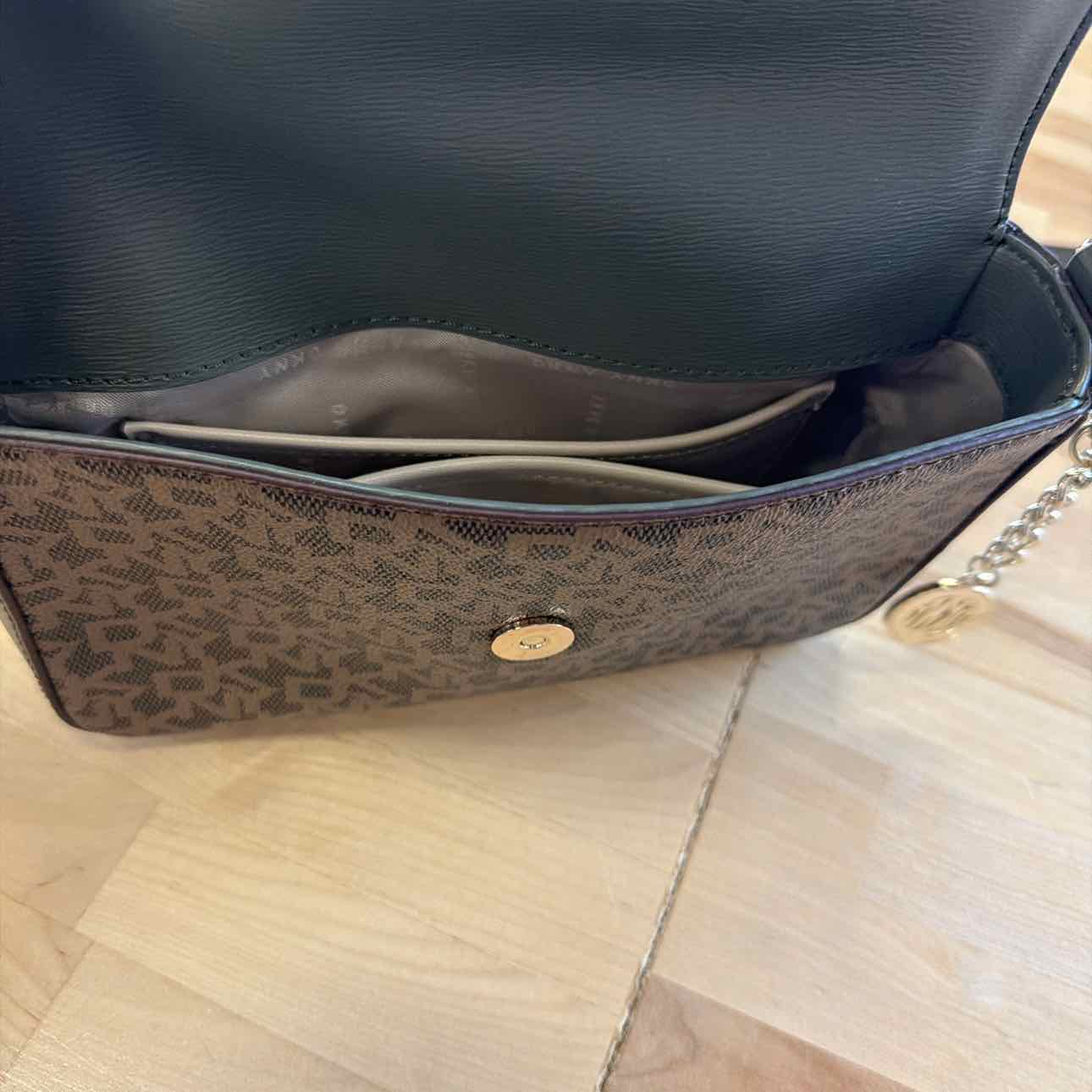 DKNY Bryant Medium Flap Crossbody Bag